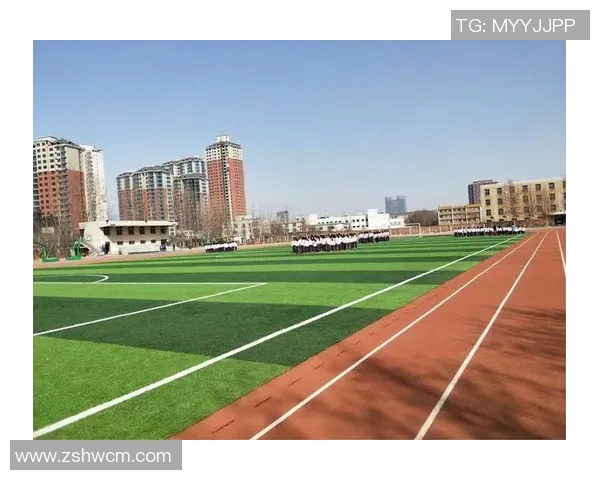 无臂男孩勇闯篮球全明星赛展现无畏精神与梦想追逐的感人故事